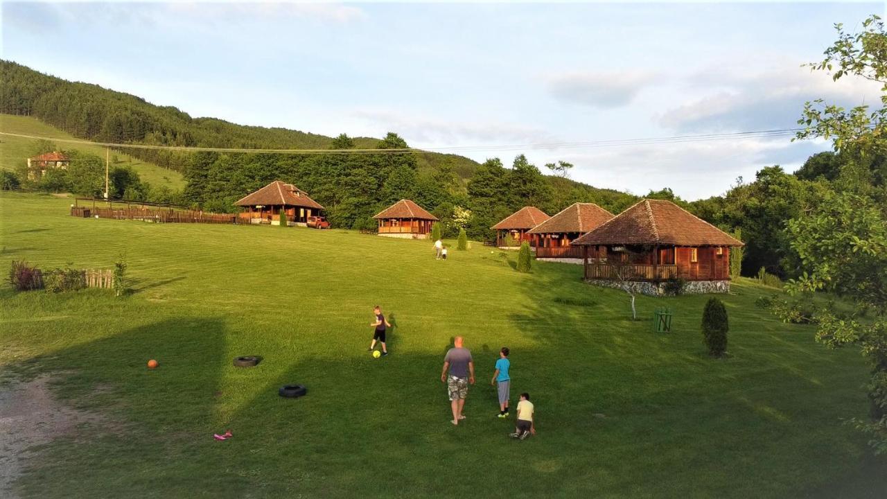 Etno Village Gostoljublje Kosjeric Bagian luar foto